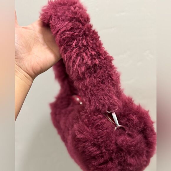 Maroon Handmade Dyed Genuine Shearling Heart Shaped & Fur Strap Bag, Crossbody - Picture 15 of 16